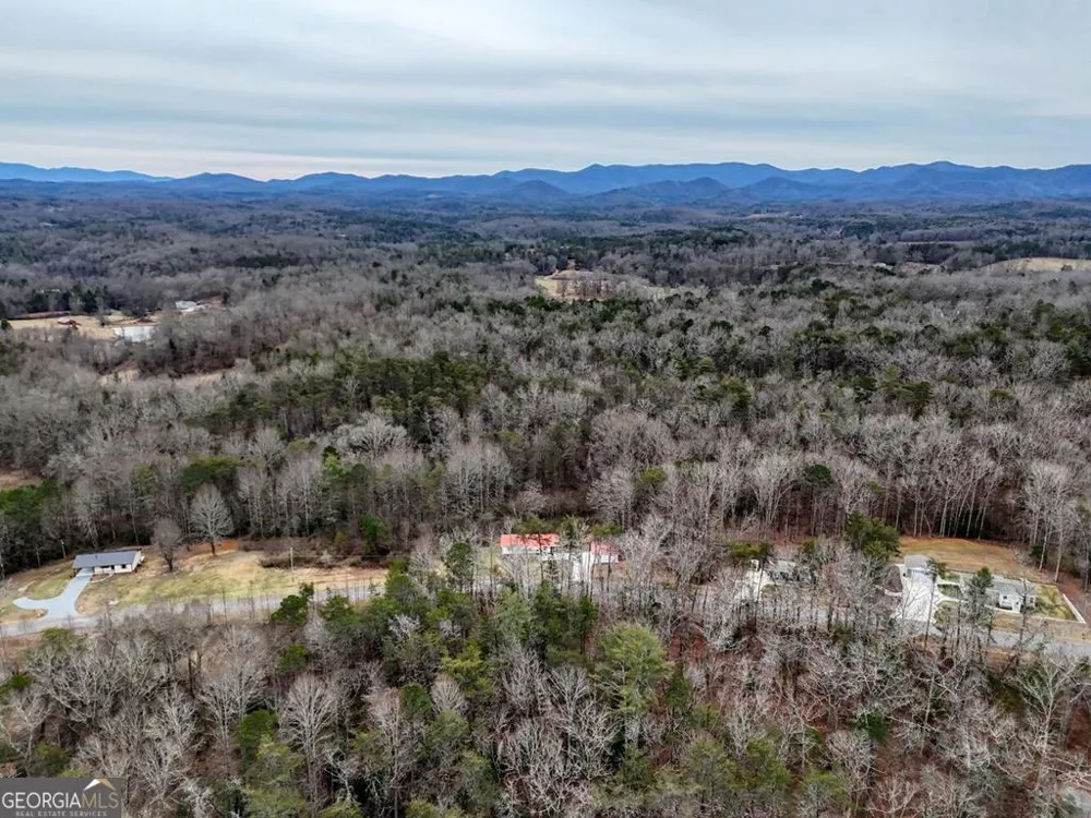 643 Number 20 Mine RD McCaysville, GA 30555