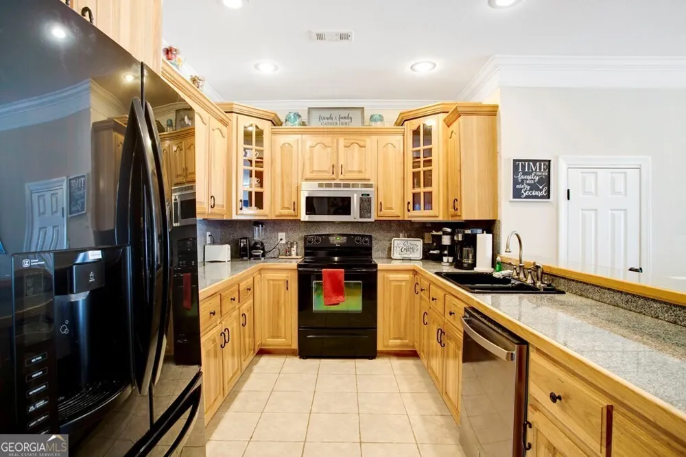 1725 Watercrest WAY Young Harris, GA 30582