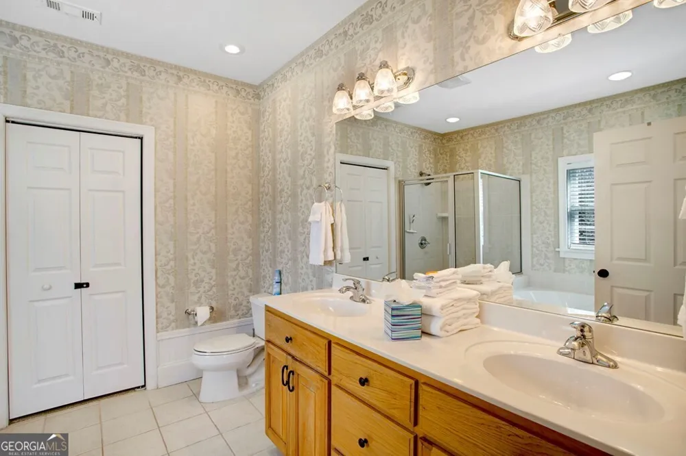 1725 Watercrest WAY Young Harris, GA 30582