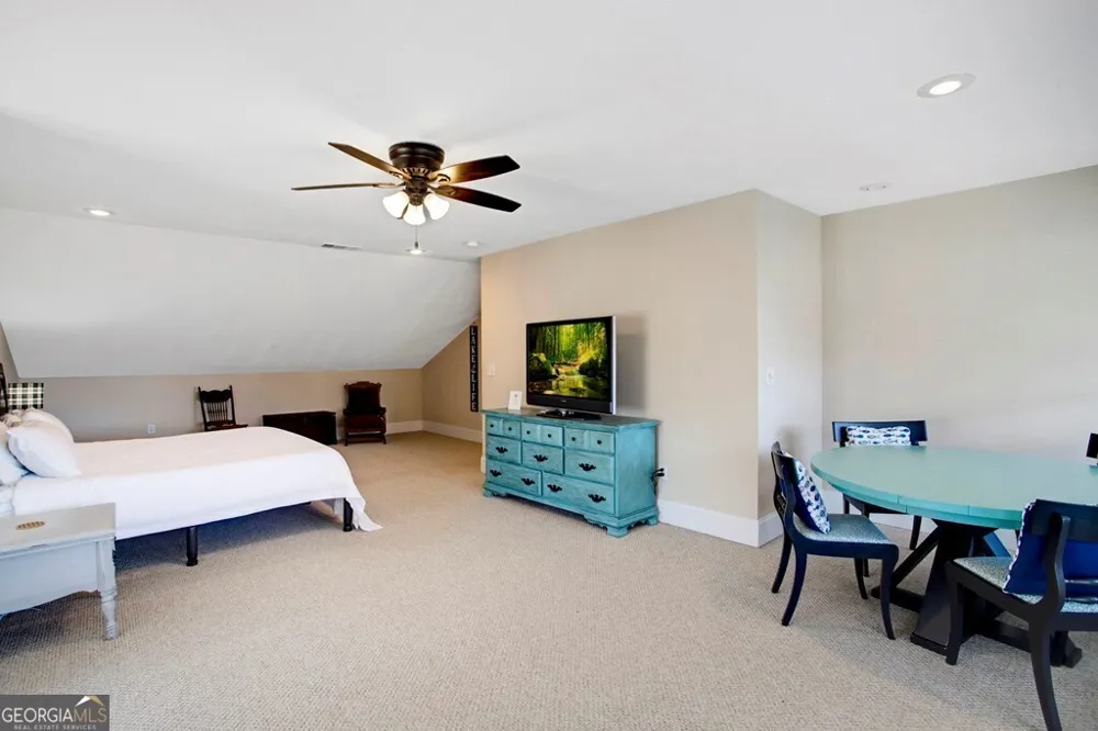 1725 Watercrest WAY Young Harris, GA 30582