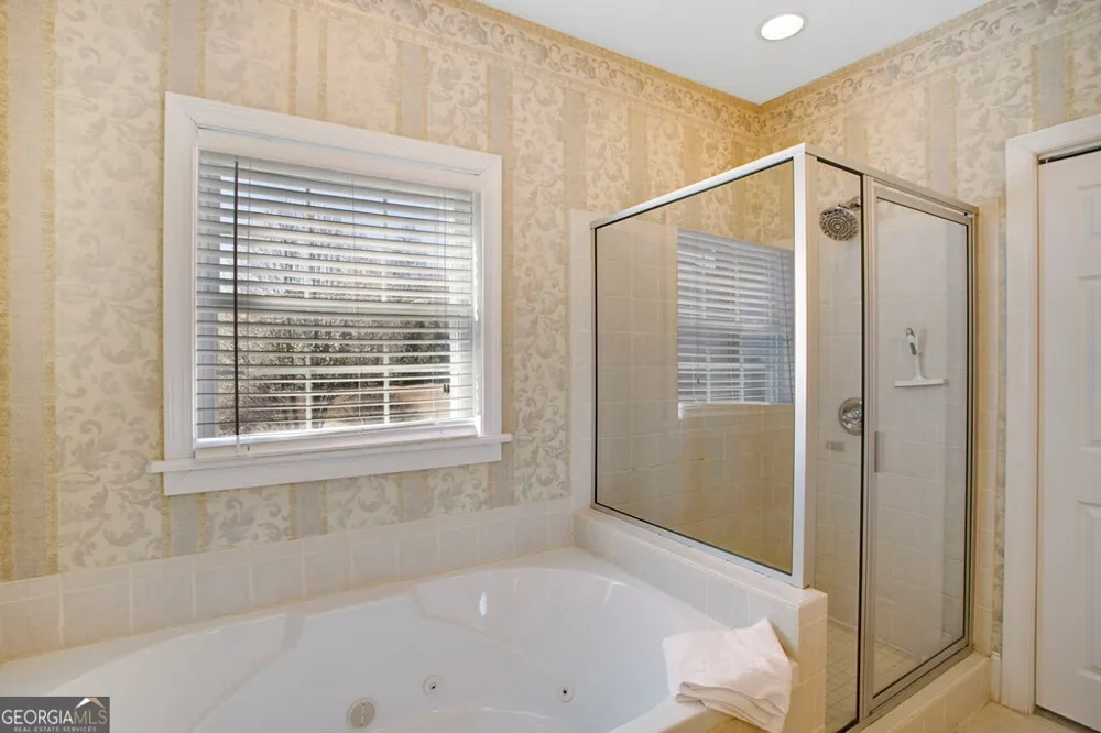 1725 Watercrest WAY Young Harris, GA 30582