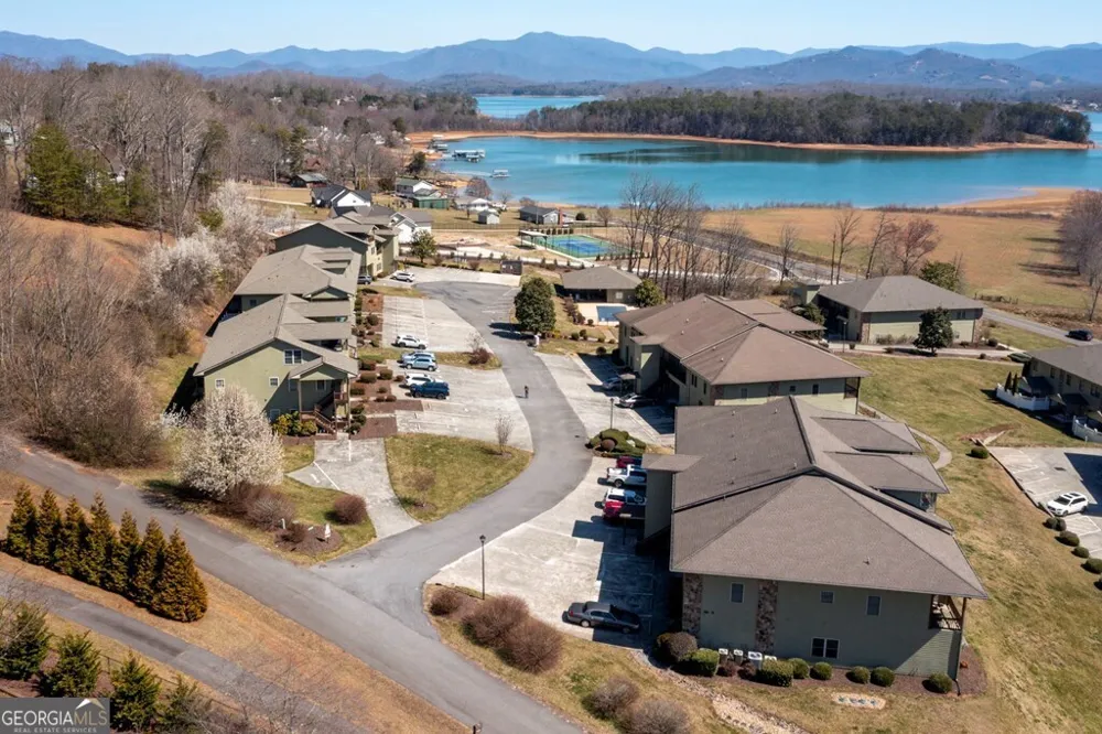 1725 Watercrest WAY Young Harris, GA 30582
