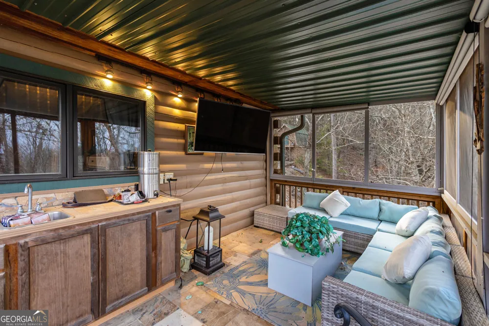696 Railey RDG NE Ranger, GA 30734