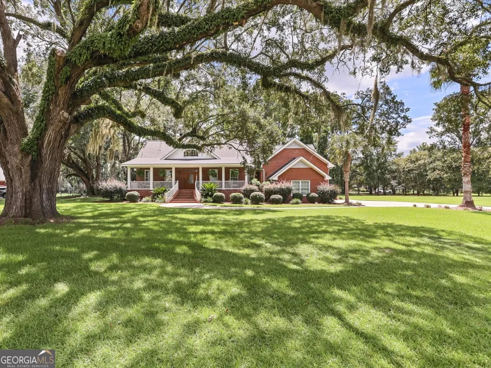 203 Cypress Lakes DR Bloomingdale, GA 31302