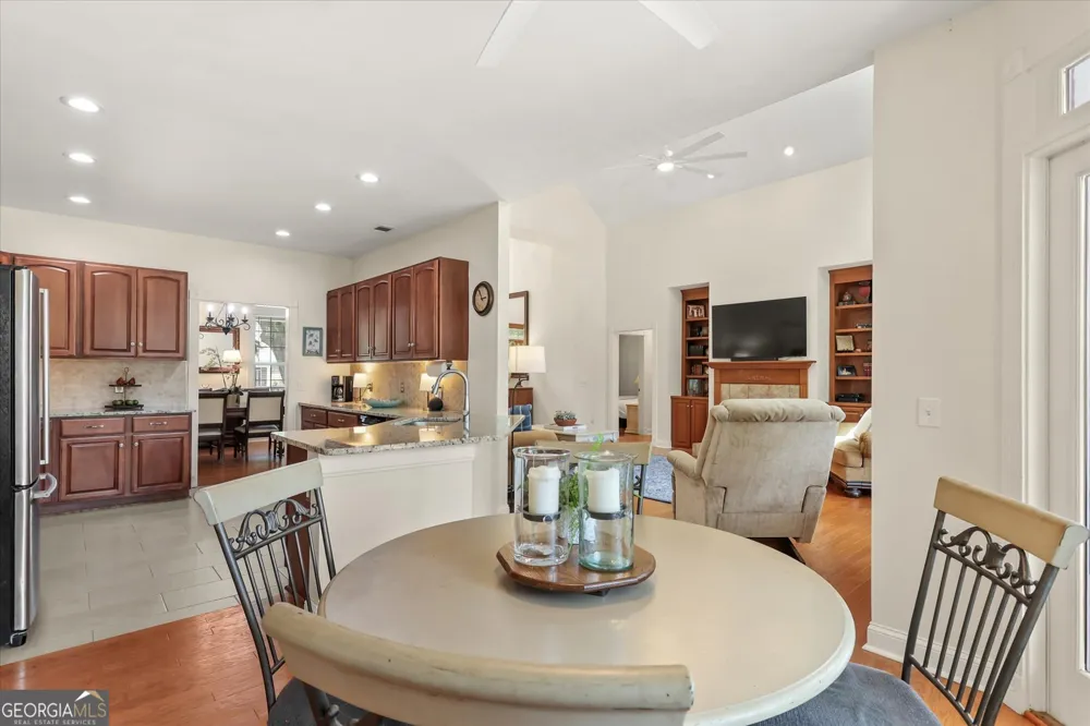 203 Cypress Lakes DR Bloomingdale, GA 31302