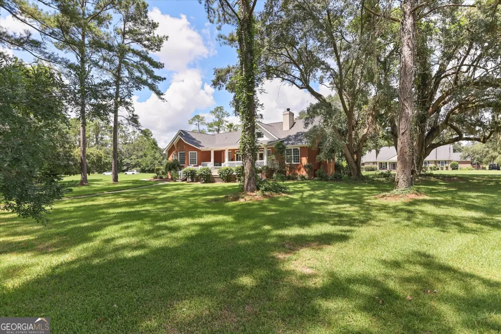 203 Cypress Lakes DR Bloomingdale, GA 31302