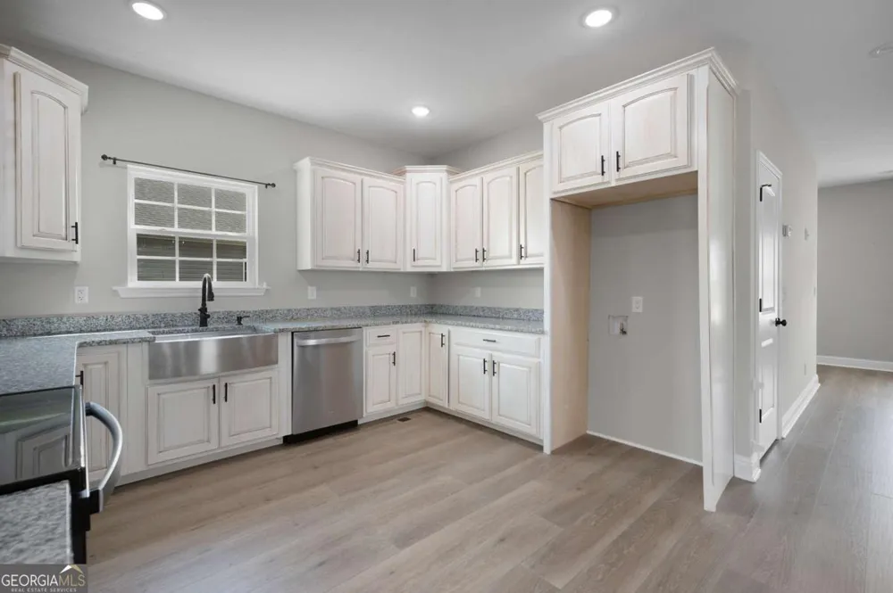 422 Coahulla Creek DR Dalton, GA 30721
