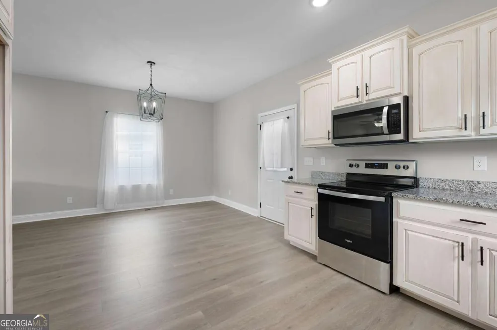 422 Coahulla Creek DR Dalton, GA 30721