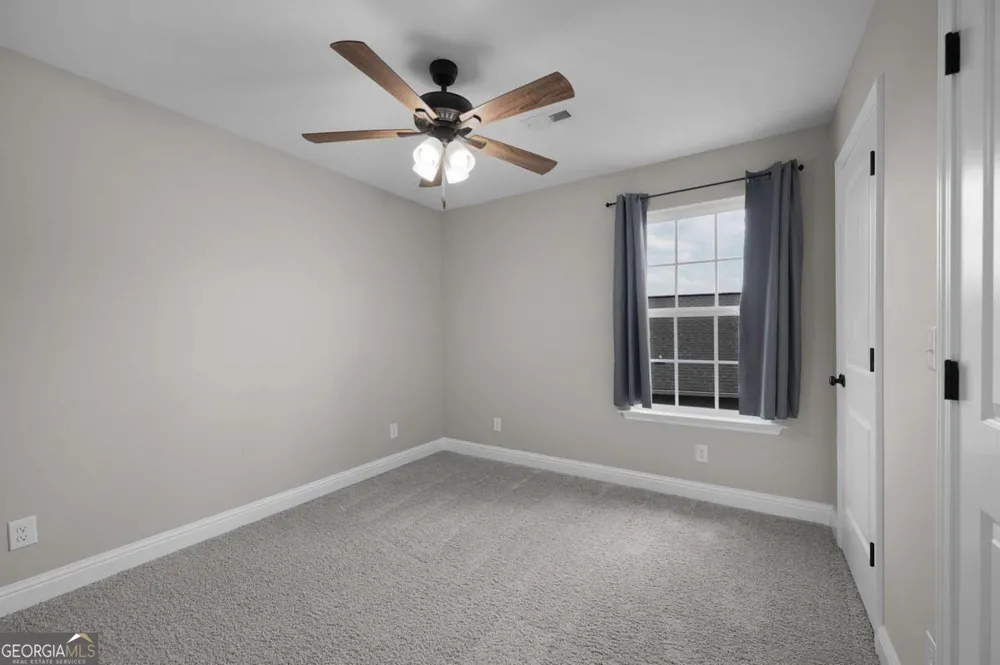 422 Coahulla Creek DR Dalton, GA 30721