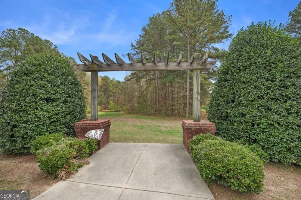422 Coahulla Creek DR Dalton, GA 30721