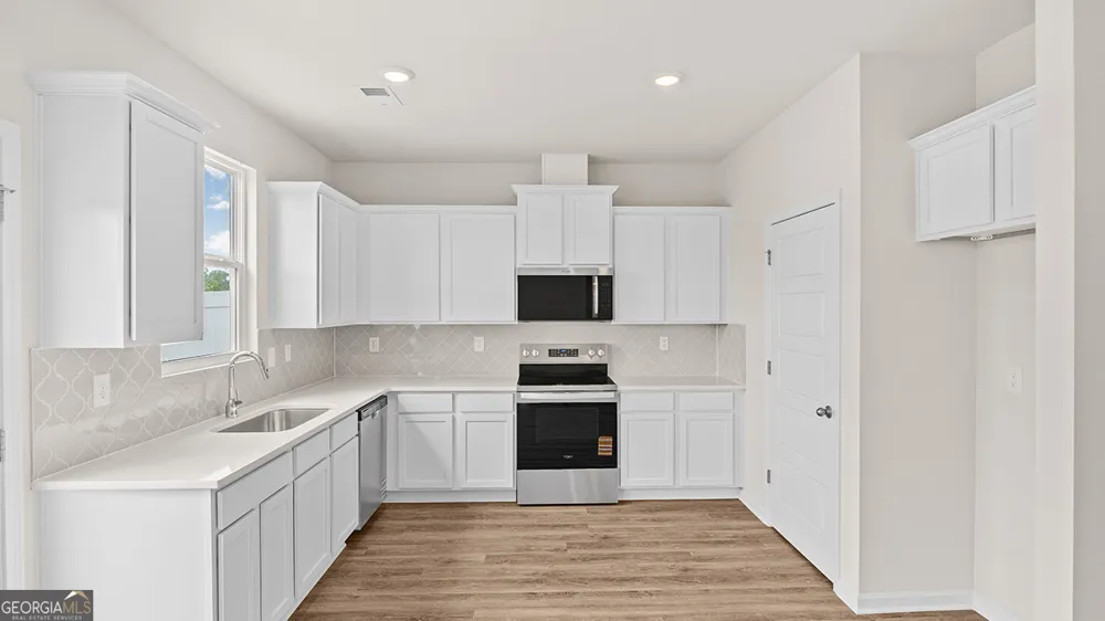 81A Lavendar LN Perry, GA 31069
