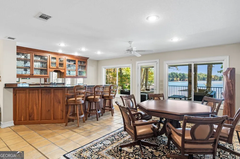 1370 Heathers Cove CIR Hiawassee, GA 30546