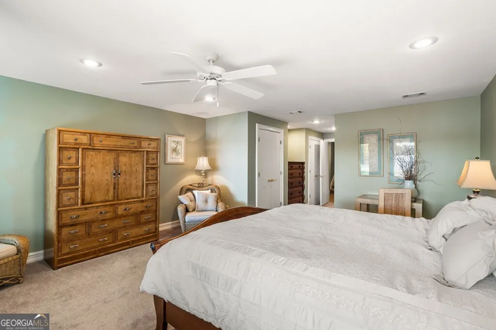 1370 Heathers Cove CIR Hiawassee, GA 30546