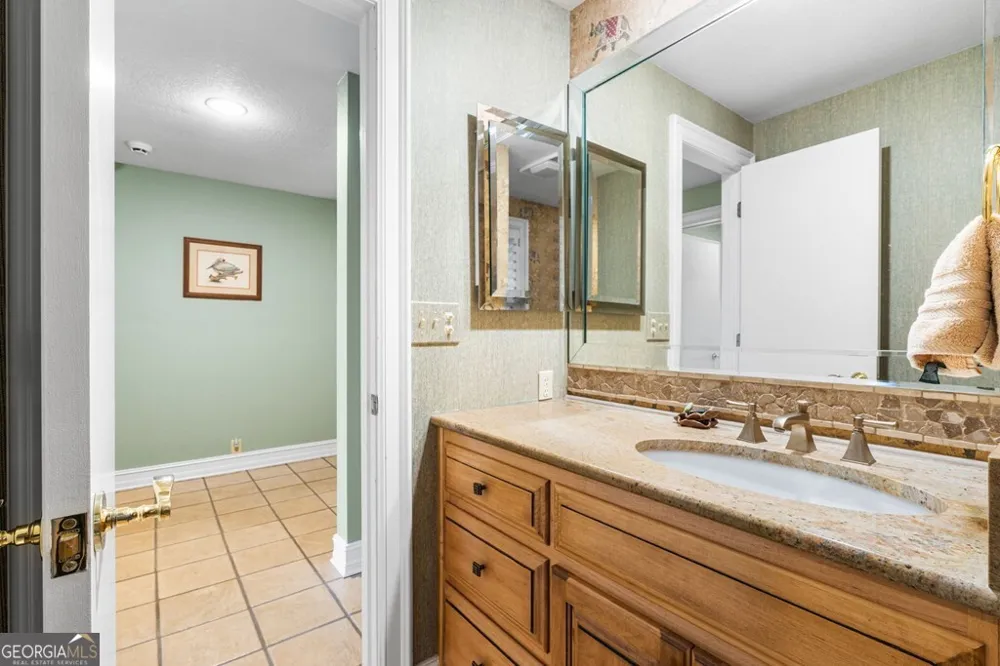 1370 Heathers Cove CIR Hiawassee, GA 30546