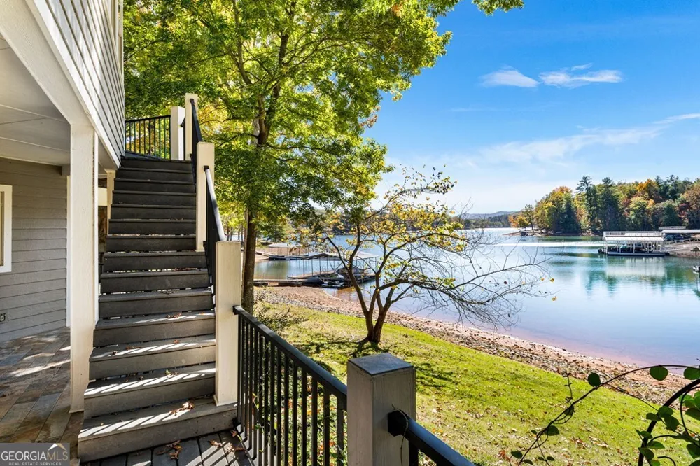 1370 Heathers Cove CIR Hiawassee, GA 30546
