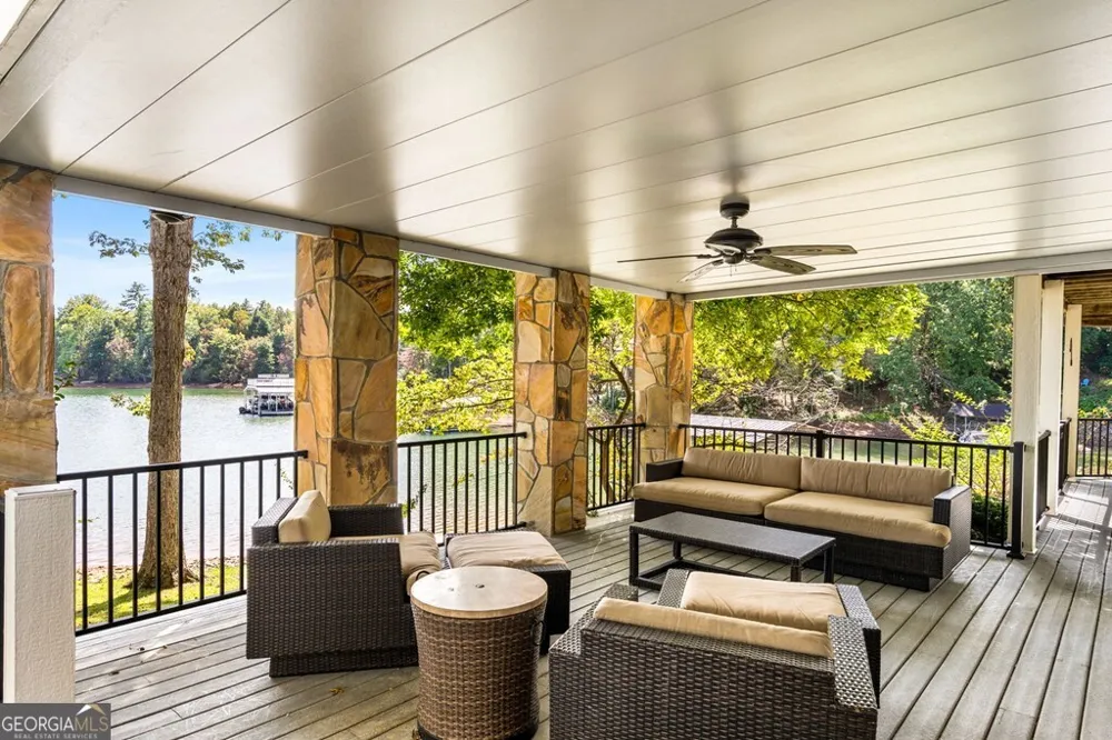 1370 Heathers Cove CIR Hiawassee, GA 30546
