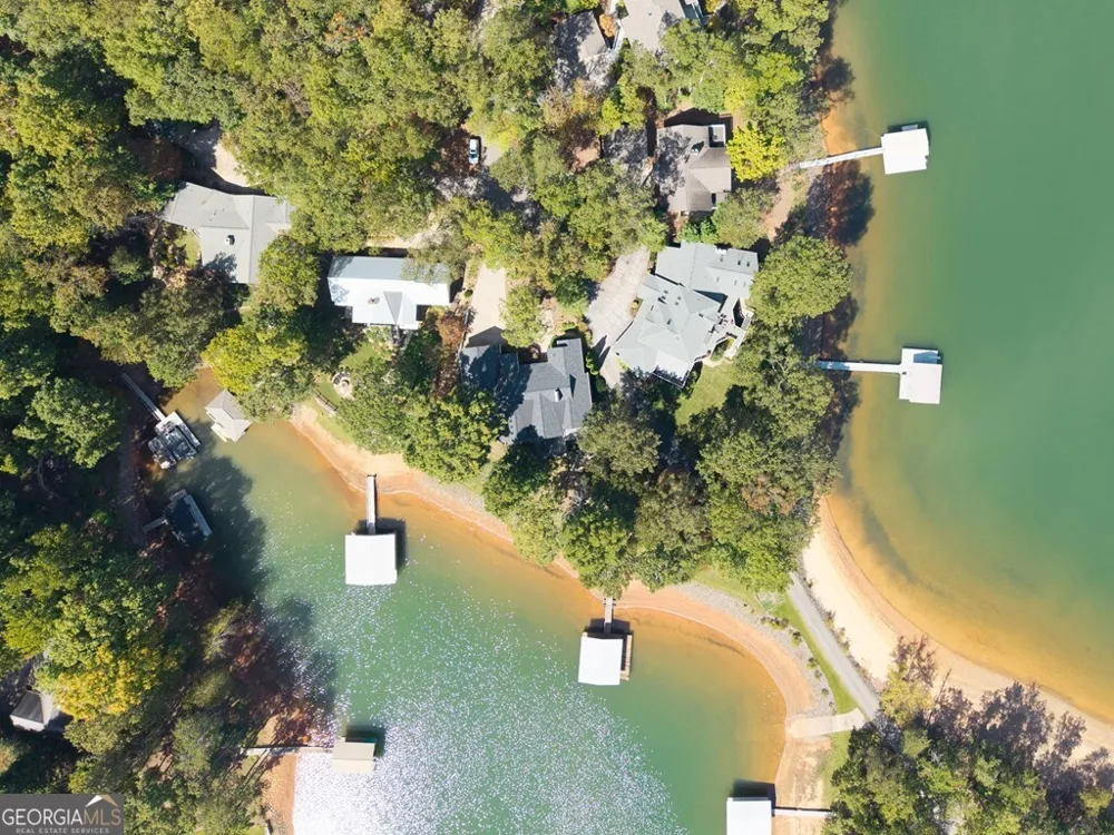 1370 Heathers Cove CIR Hiawassee, GA 30546