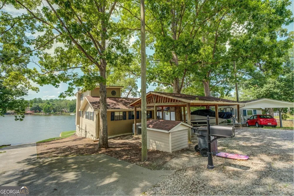 393 Templeton CIR Mansfield, GA 30055