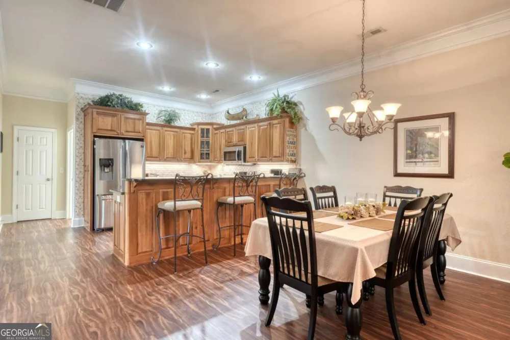 1647E Lakeview DR Young Harris, GA 30582