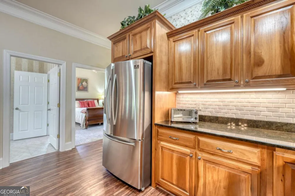 1647E Lakeview DR Young Harris, GA 30582