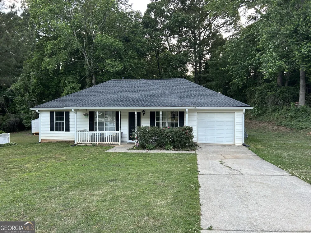 7235 Hummingbird LN Winston, GA 30187