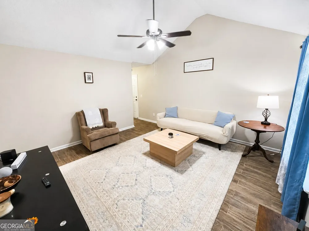7235 Hummingbird LN Winston, GA 30187