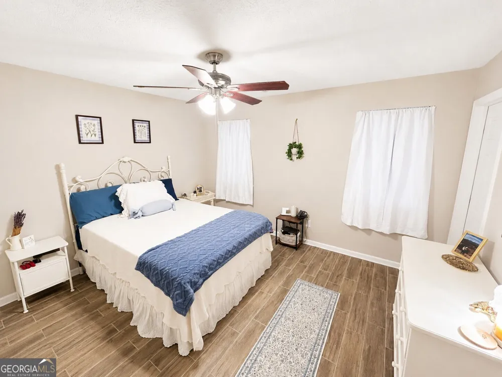 7235 Hummingbird LN Winston, GA 30187