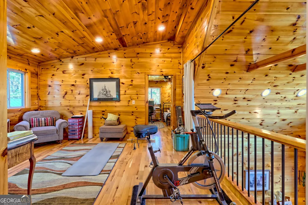 557 Walnut Grove LN Tiger, GA 30576