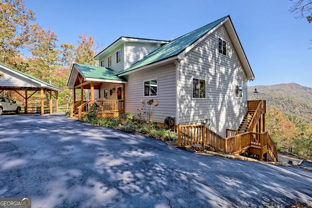 557 Walnut Grove LN Tiger, GA 30576