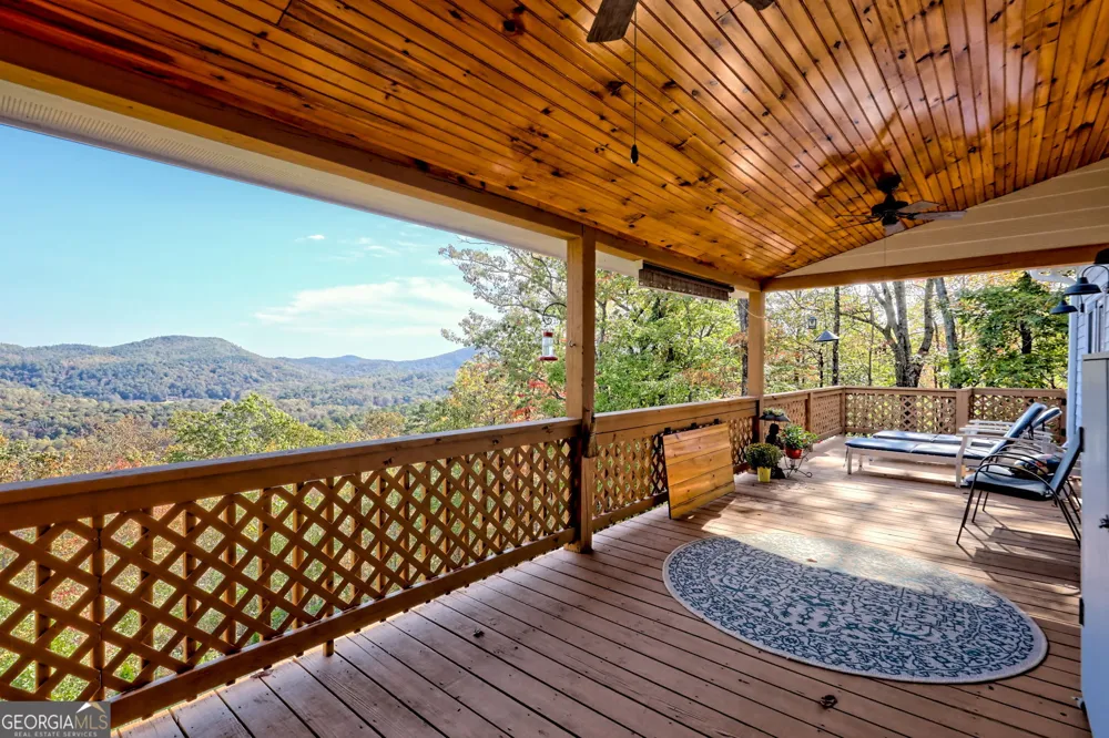 557 Walnut Grove LN Tiger, GA 30576