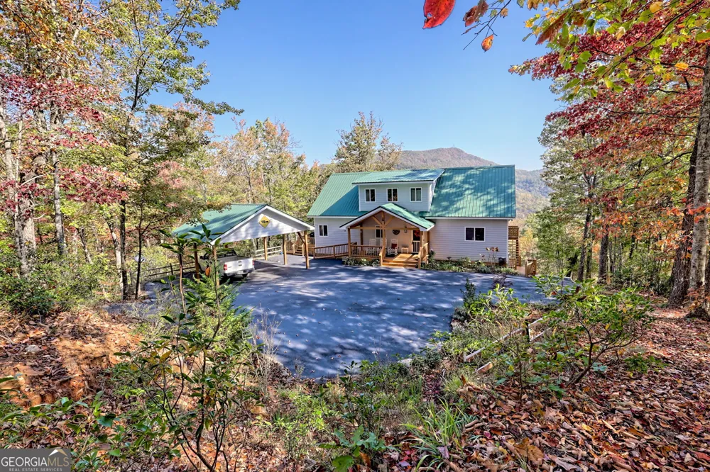 557 Walnut Grove LN Tiger, GA 30576