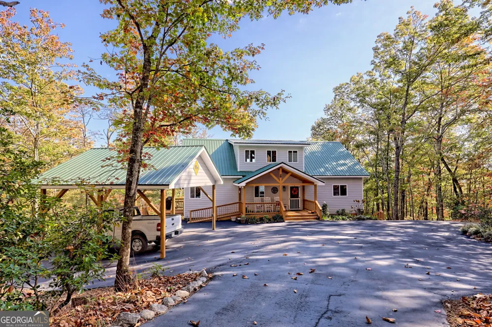 557 Walnut Grove LN Tiger, GA 30576