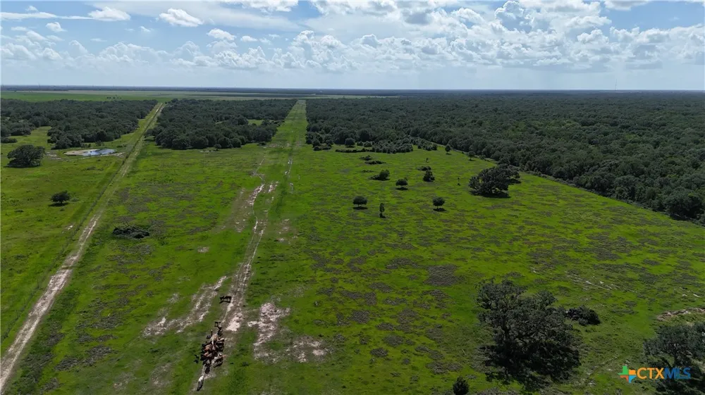 10772 State Highway 111 Edna, TX 77957