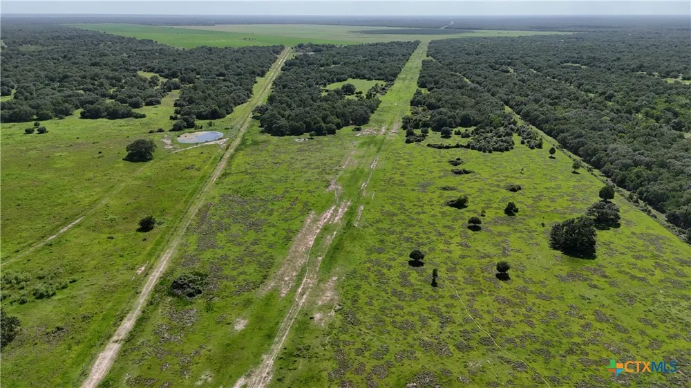 10772 State Highway 111 Edna, TX 77957