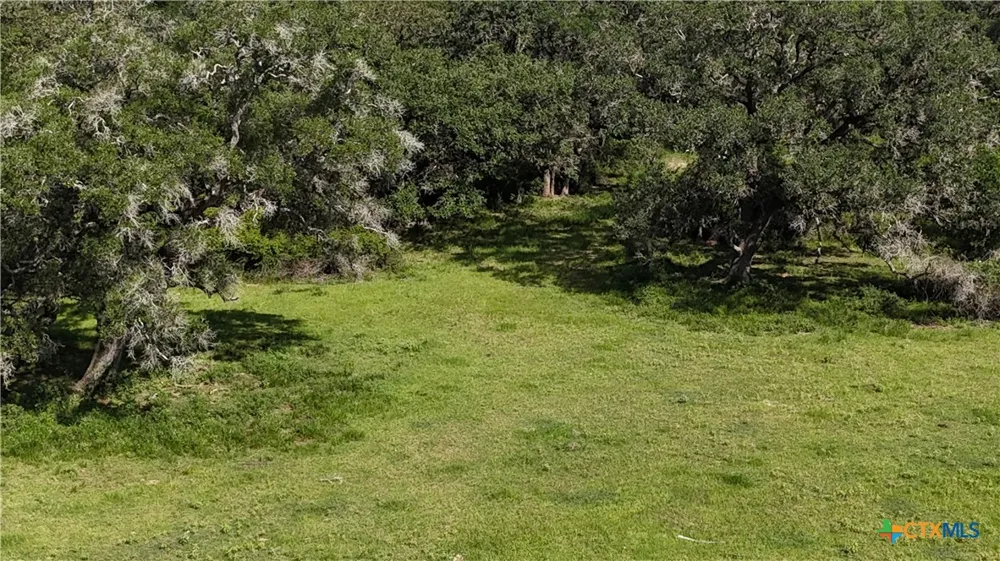 10772 State Highway 111 Edna, TX 77957