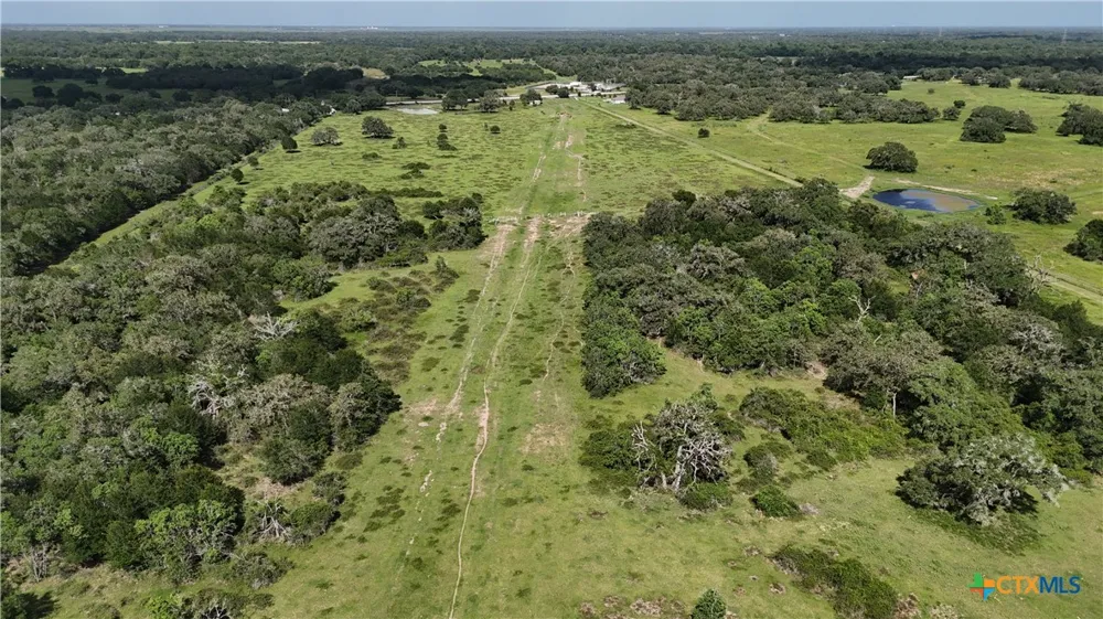 10772 State Highway 111 Edna, TX 77957