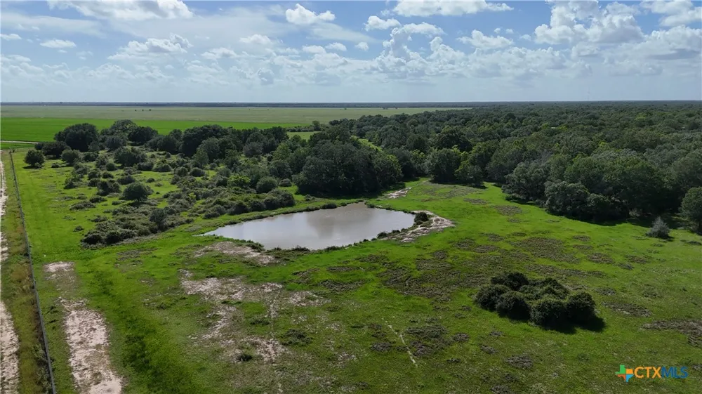 10772 State Highway 111 Edna, TX 77957