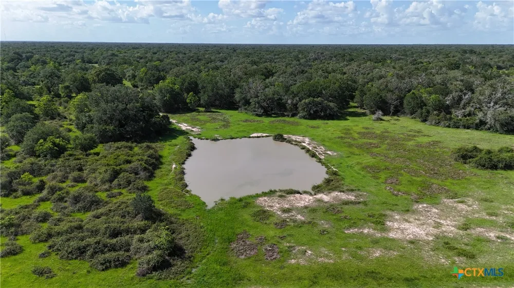 10772 State Highway 111 Edna, TX 77957
