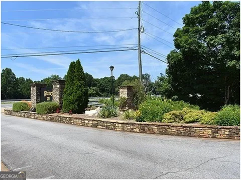2212 Huntingdon CT