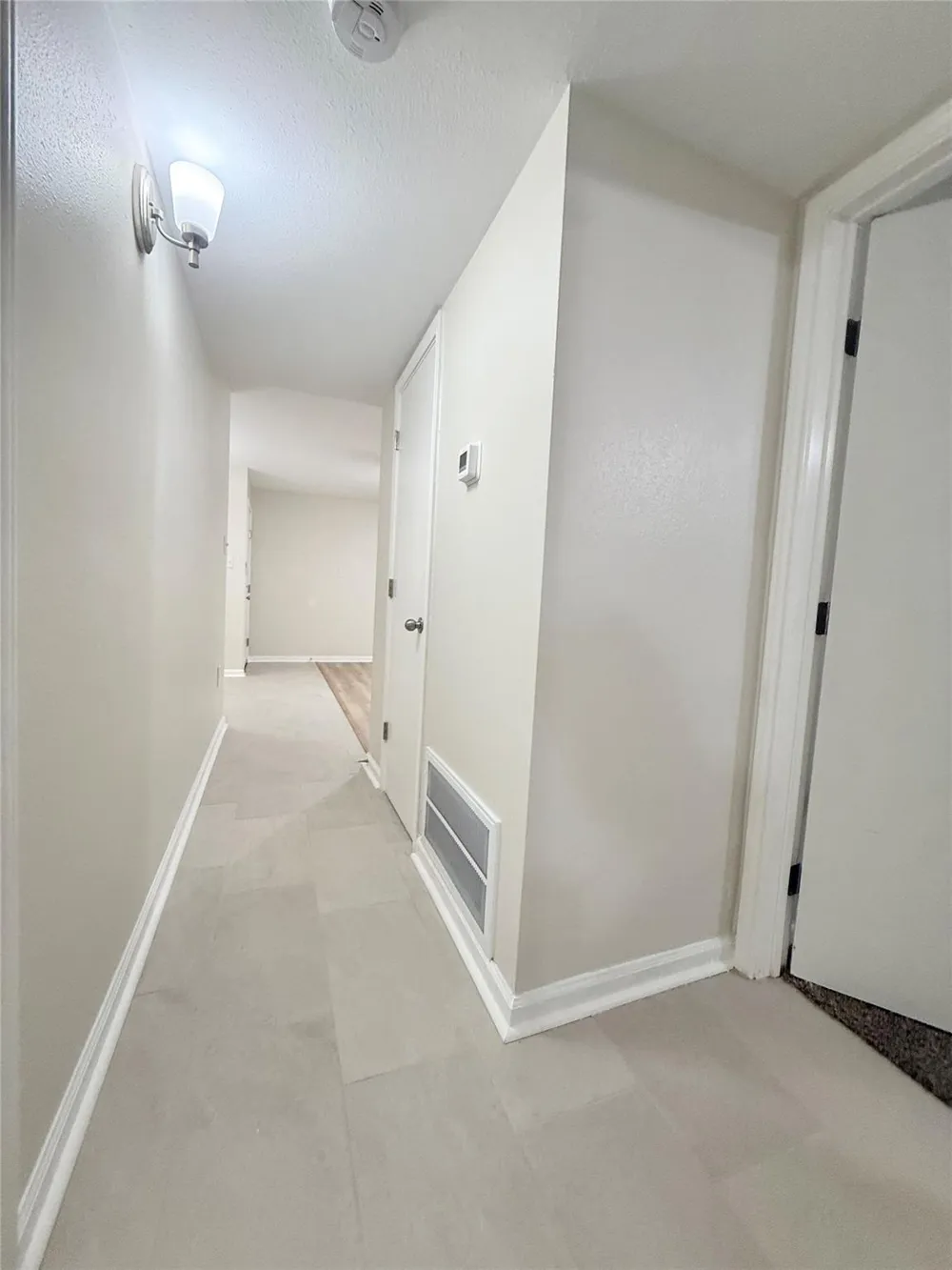 130 Oyster Creek Drive #19 Lake Jackson, TX 77566