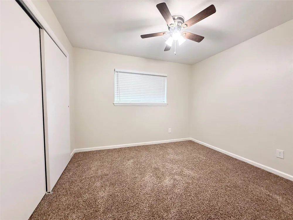130 Oyster Creek Drive #19 Lake Jackson, TX 77566