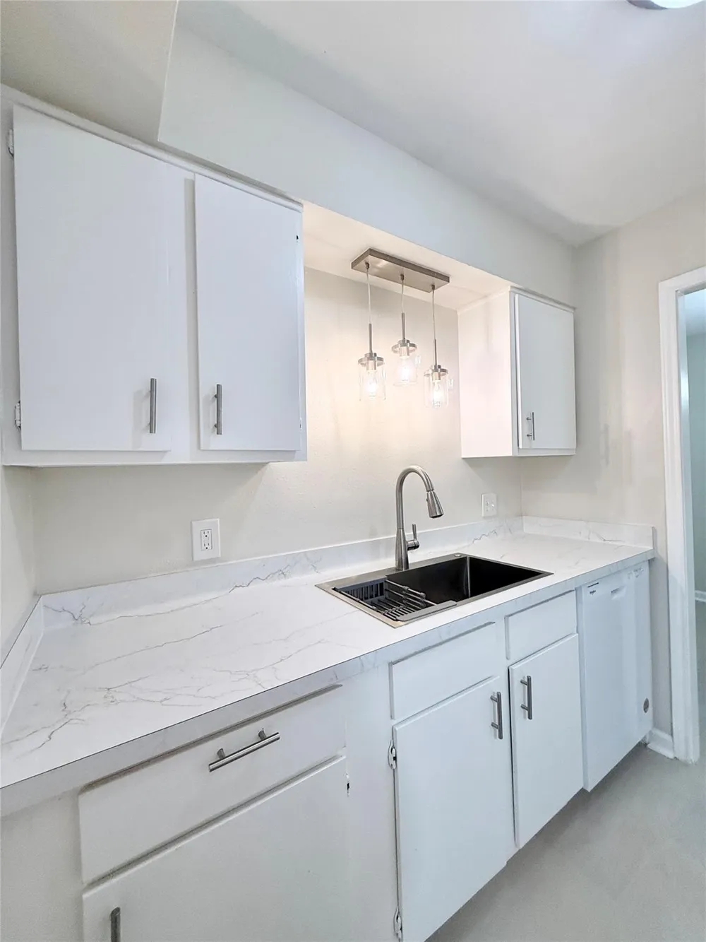 130 Oyster Creek Drive #19 Lake Jackson, TX 77566