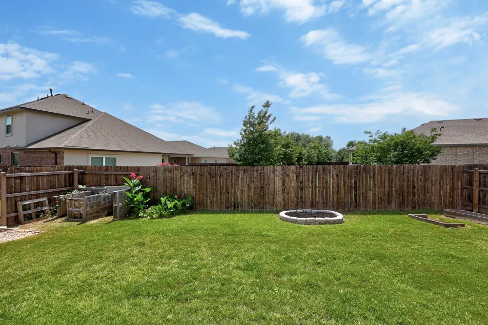 2413 Star Hill Ranch Street Georgetown, TX 78628
