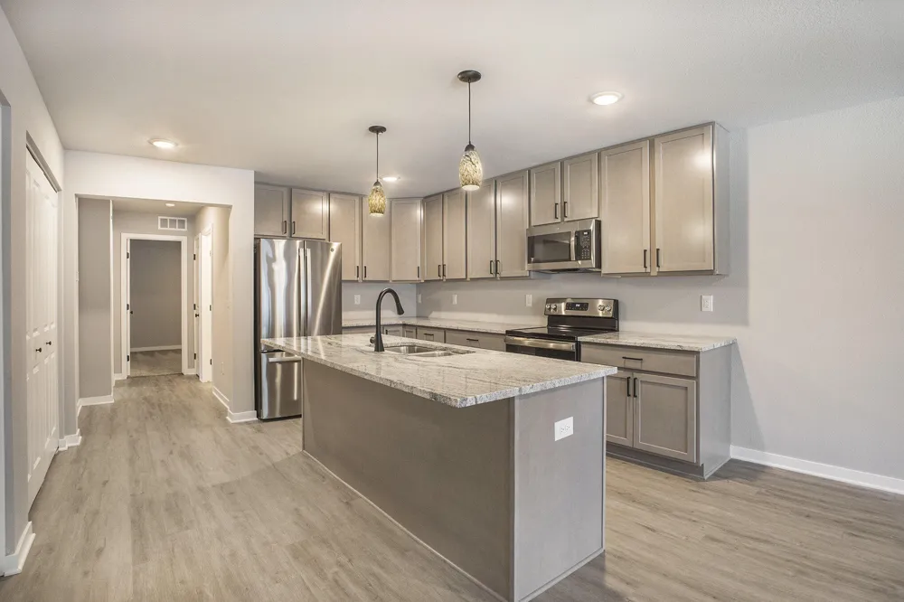 17539 Beechwood Lane Ferrysburg City, MI 49456