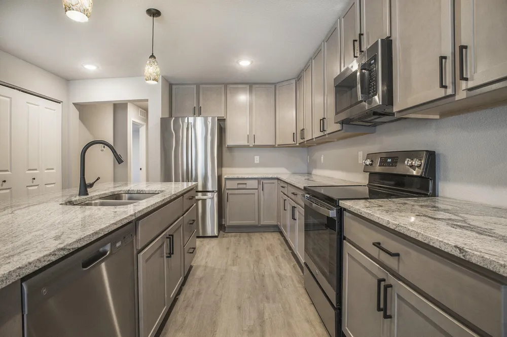 17539 Beechwood Lane Ferrysburg City, MI 49456
