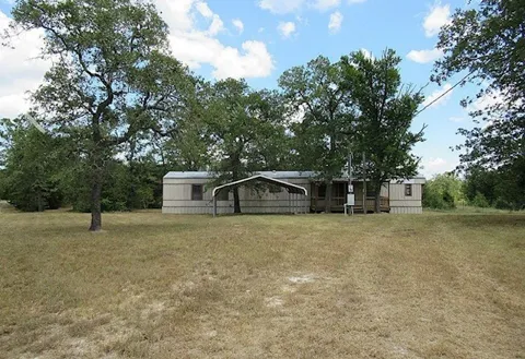 17470 Private Road 4016