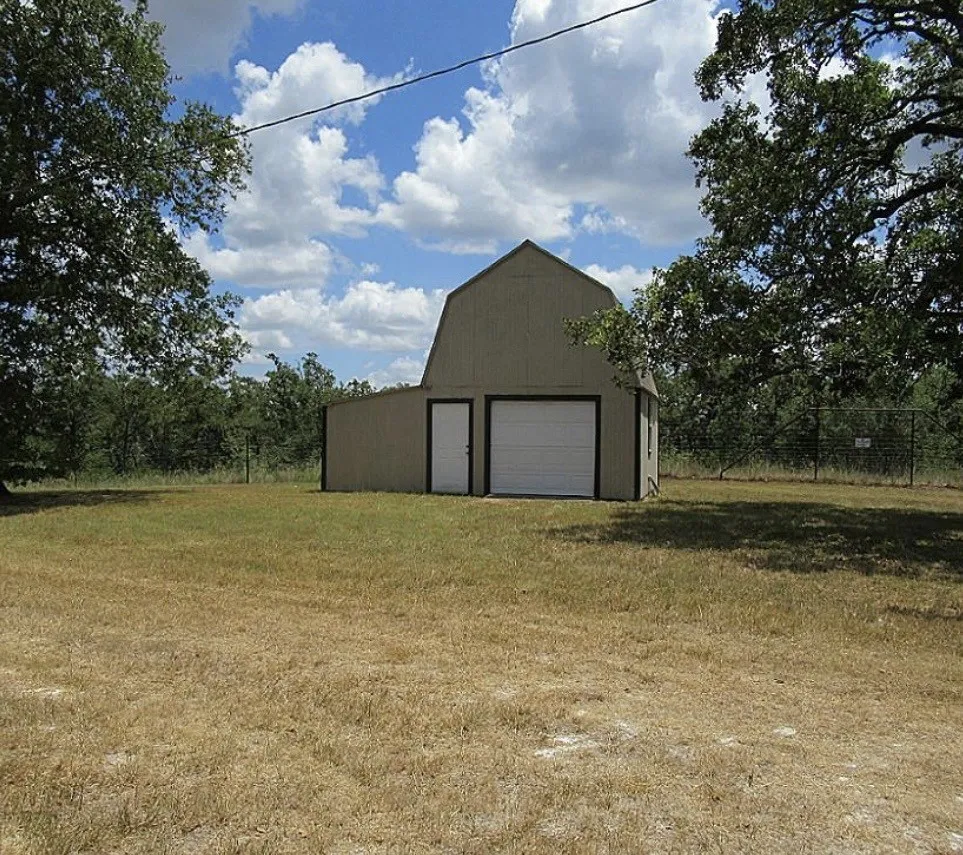 17470 Private Road 4016 Somerville, TX 77879