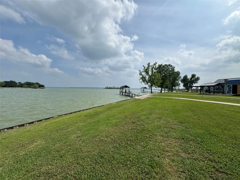 5000 Waterfront Road #126 Kerens, TX 75144