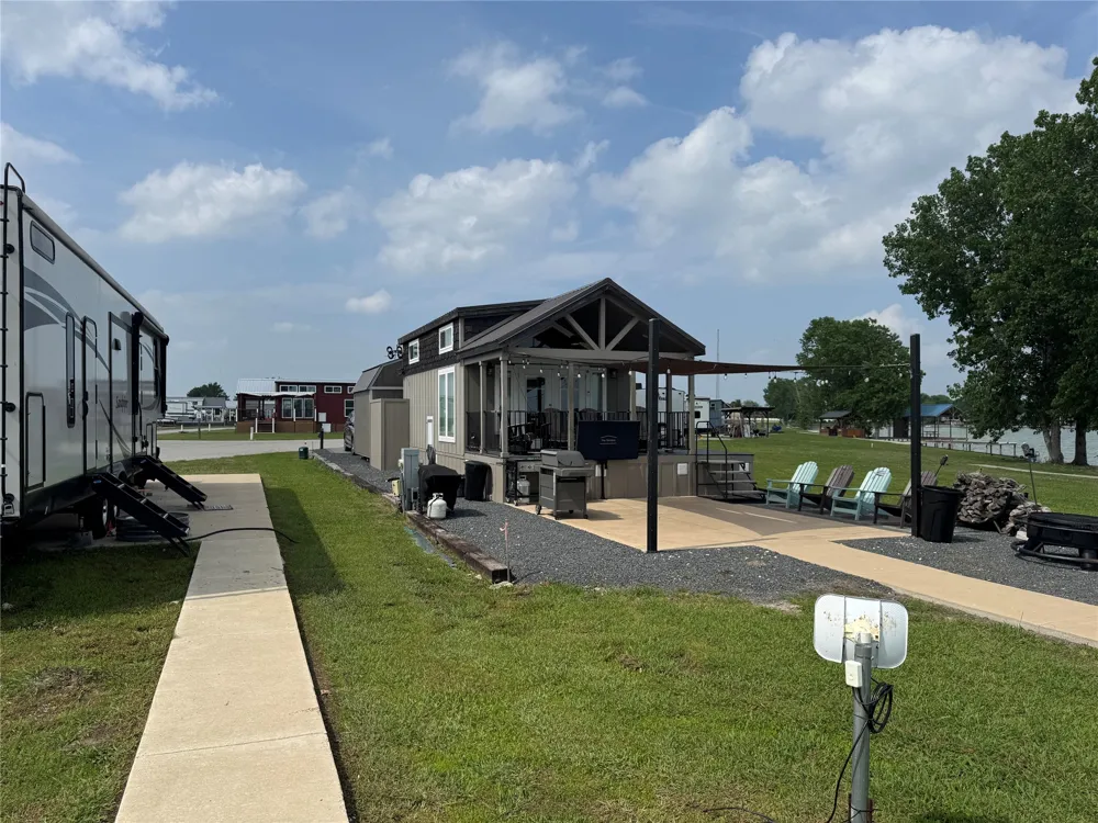 5000 Waterfront Road #126 Kerens, TX 75144