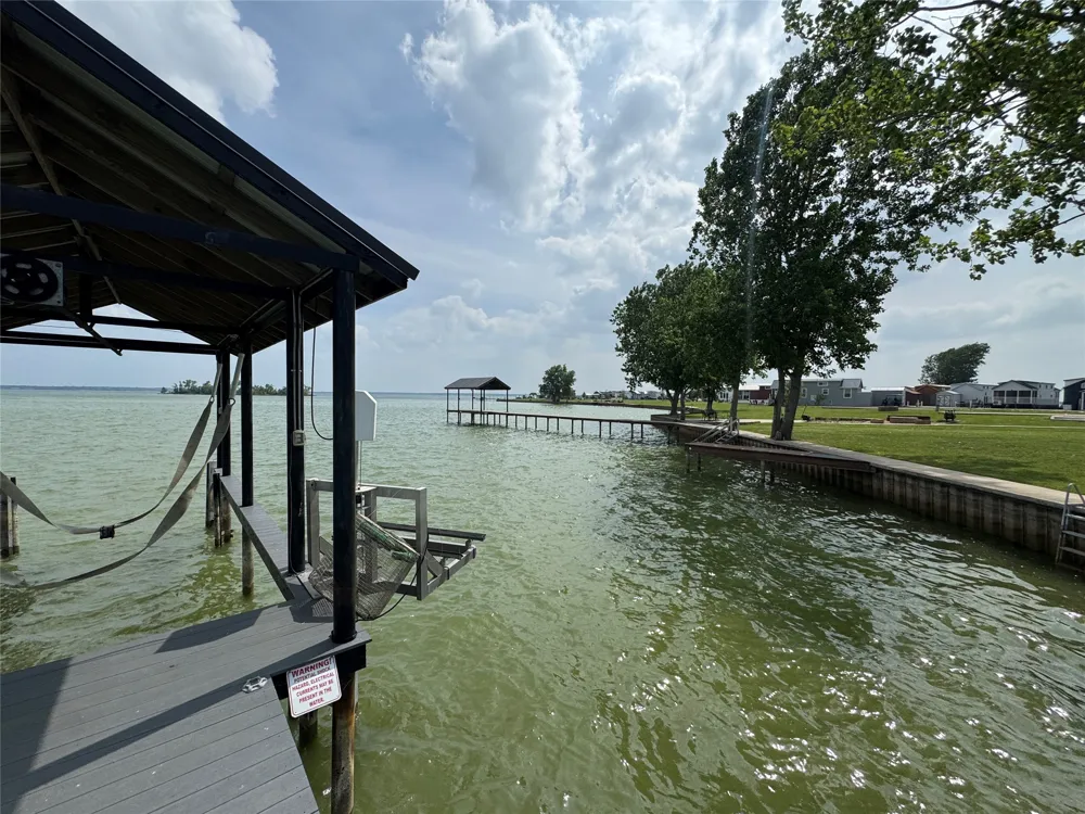 5000 Waterfront Road #126 Kerens, TX 75144